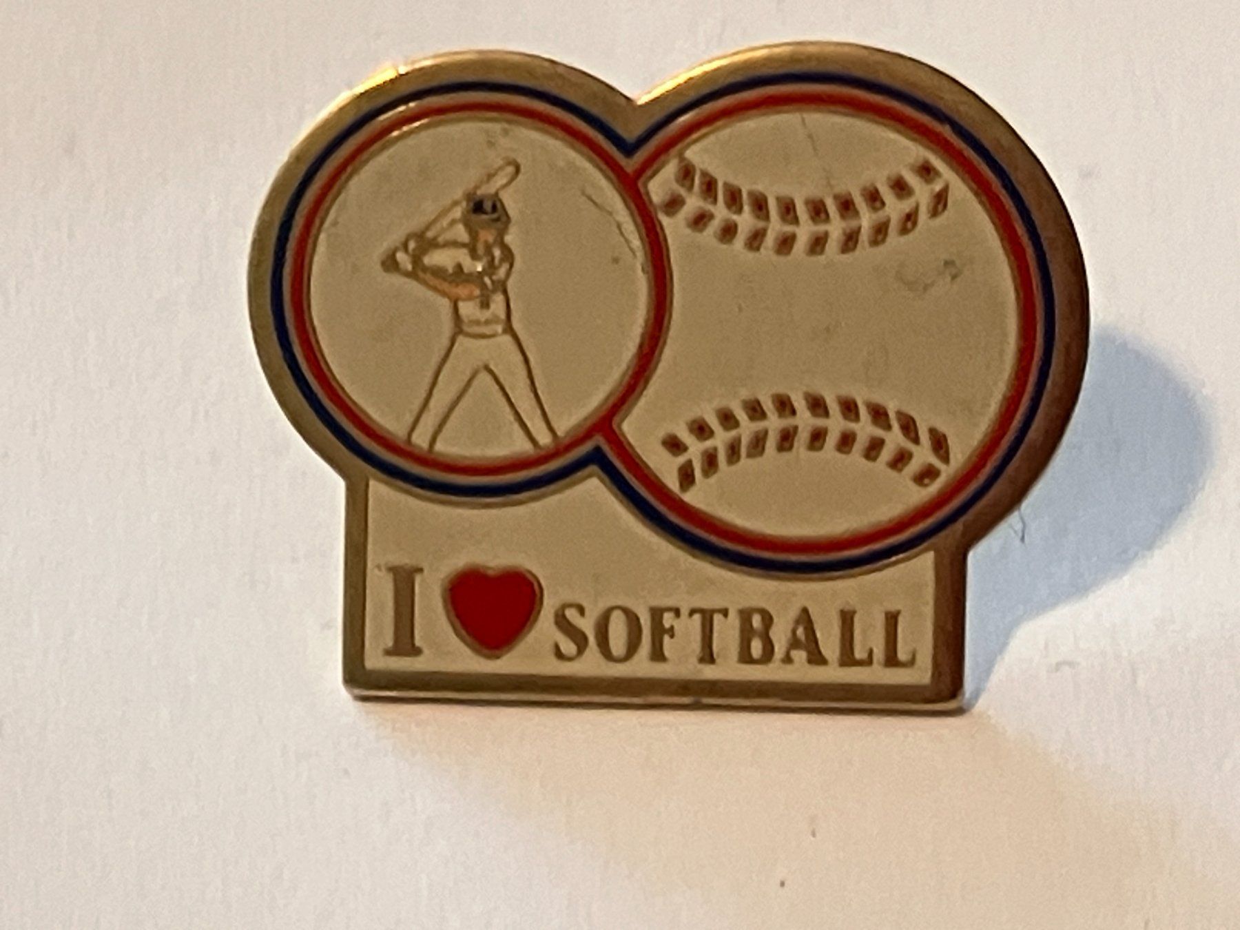 Placchette & Badge: 1 Pin I Love Softball – Usato da Basel venduto da djwwpp