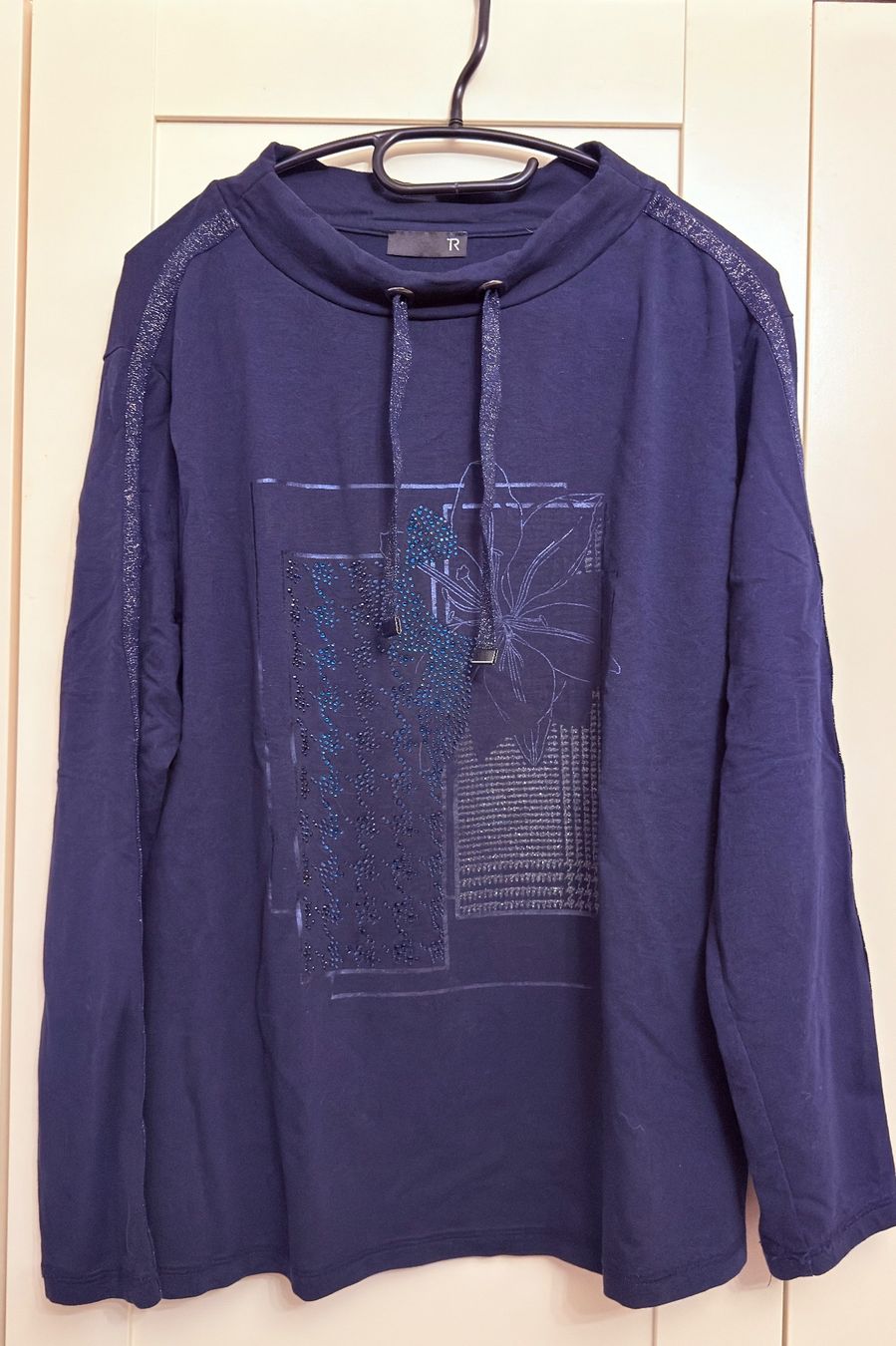 Camicette: • Bluse / Oberteil • – Usato da Basel venduto da mendoza13