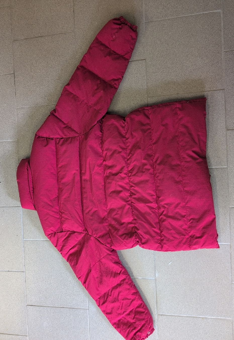 Moncler Jacken: Moncler pufferjacke Grösse 2 rot – Gebraucht aus Rueun von nic_rmc6 2
