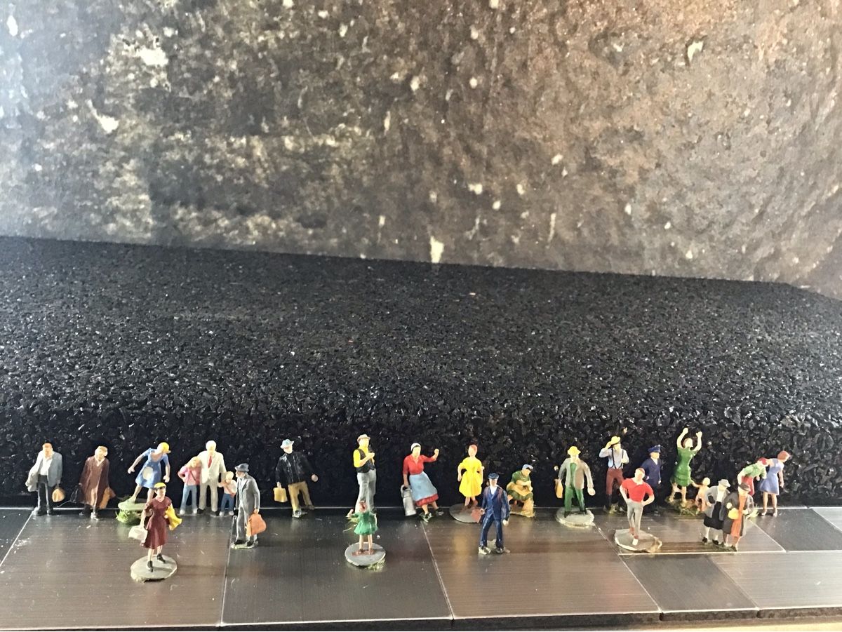 Statuette: MODELL FIGUREN 21 STÜCK  – Usato da Männedorf venduto da Spezial-Modelle 1