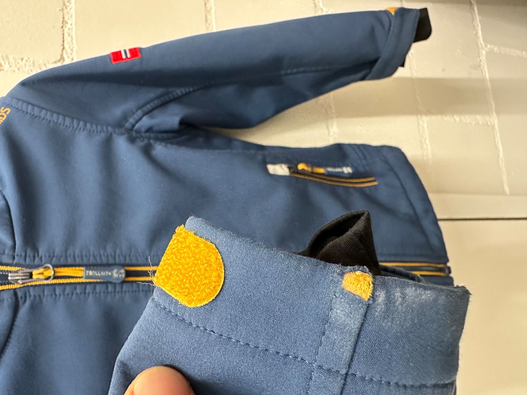 Trollkids Jacken & Mäntel: Trollkids Softshell Jacke 104 – Gebraucht aus Russikon von sabi020 3