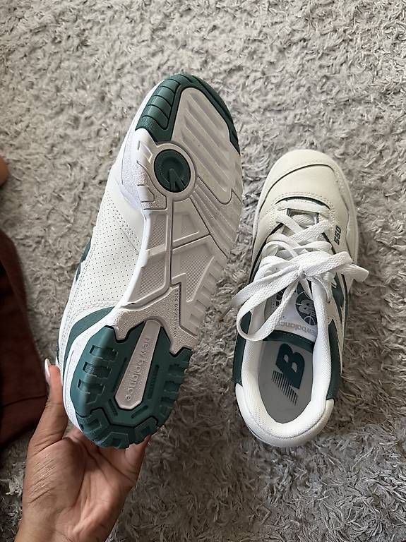 Scarpe da donna: NEW BALANCE 550 SNEAKER – Usato da Hölstein venduto da Pivu 3