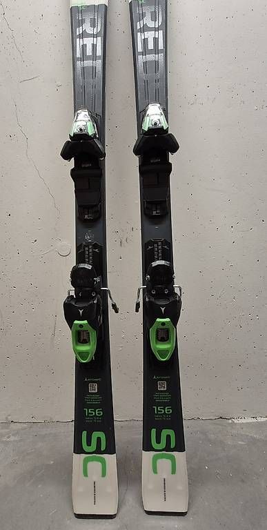 Atomic Sci: Atomic Redster SC mit Bindung-Top-156cm – Usato da Vilters venduto da tin1tho