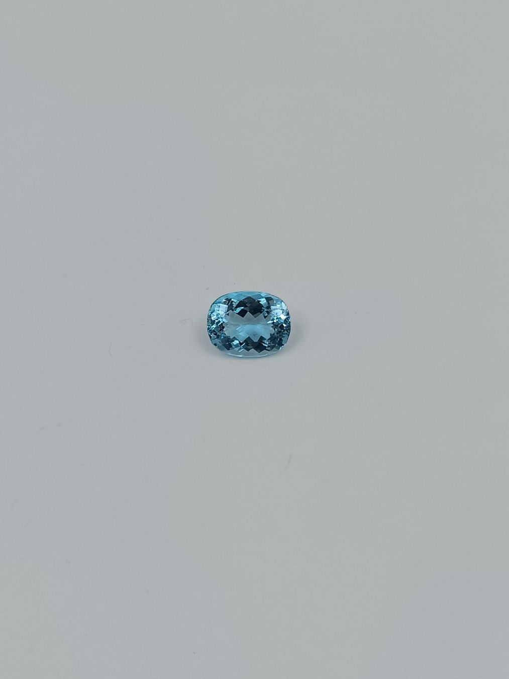 Pietre preziose: 1 FUNKELNDER AQUAMARIN 10.70 CT. – Usato da Luzern venduto da EdiGem 5