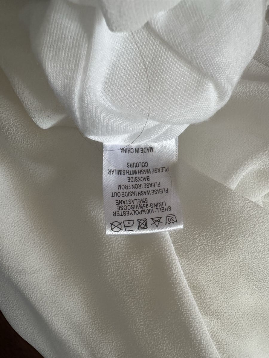 Blusen: Bluse weiss Grösse M gute Kondition – Neu (gemäss Beschreibung) aus Wermatswil von -secondchance- 5