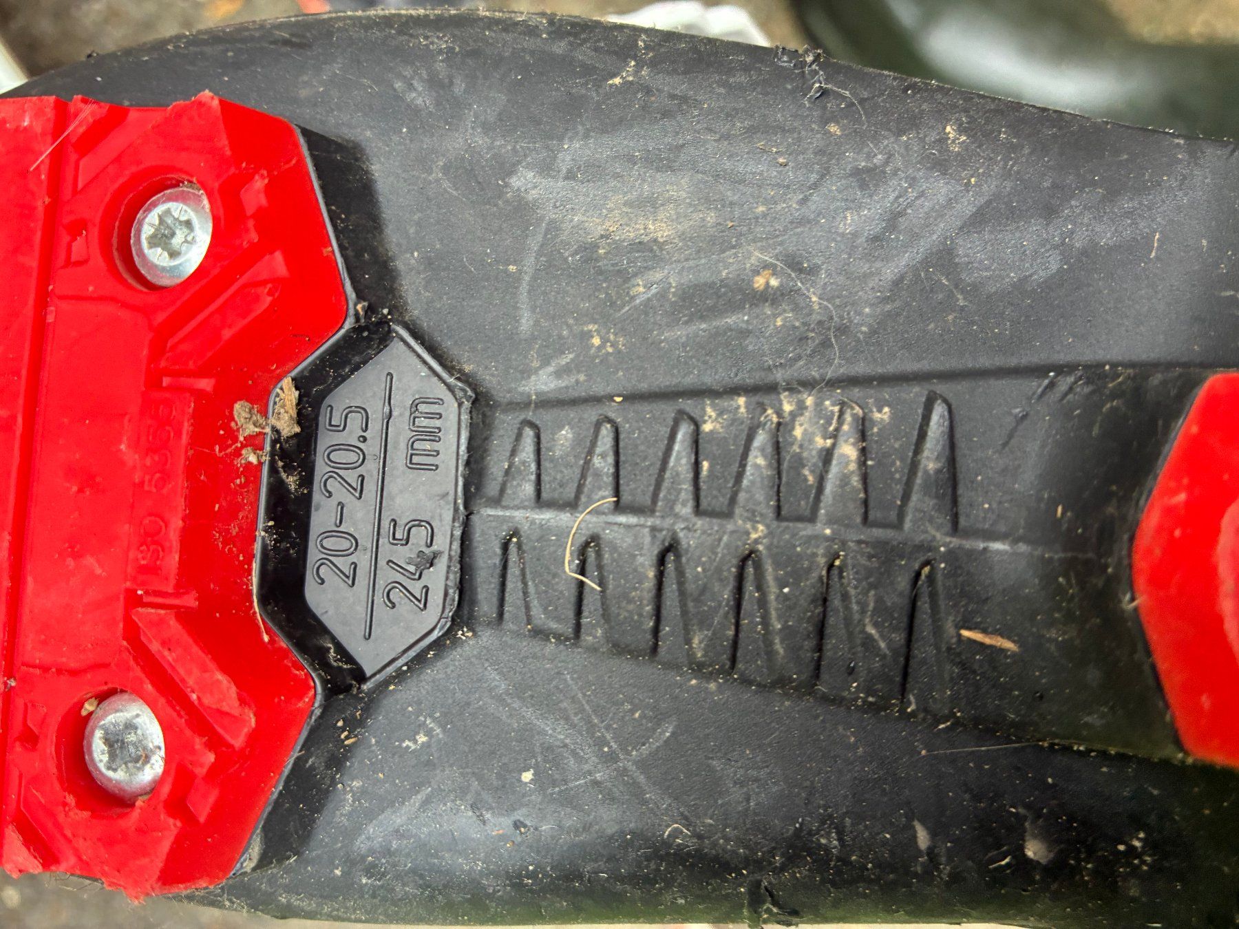 Rossignol Sci: Kinderski mit Schuhen – Usato da Samstagern venduto da HB8833 2