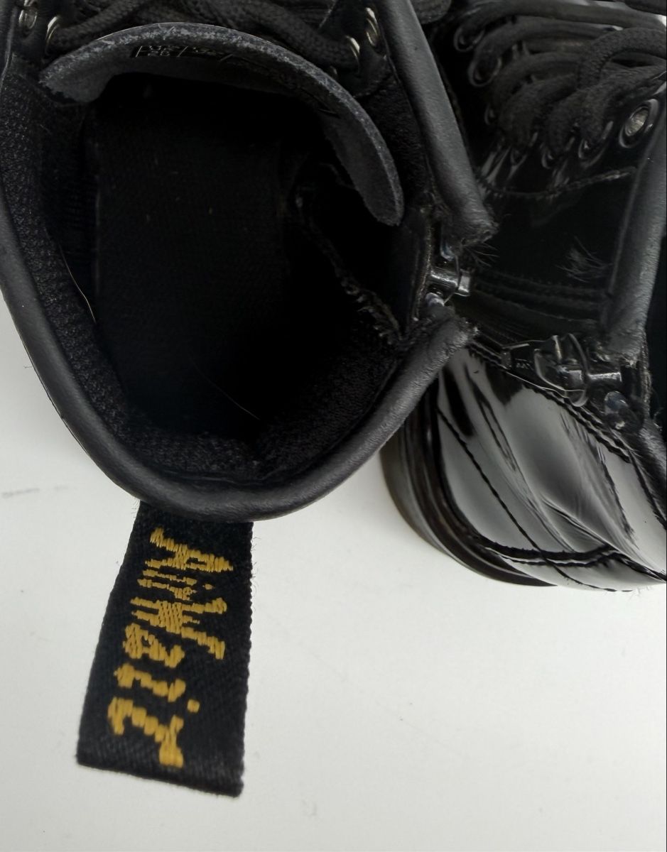 Dr. Martens Scarpe per ragazze: Dr. Martens noires vernies pointure 30 – Usato da Vessy venduto da _Callidus_ 6