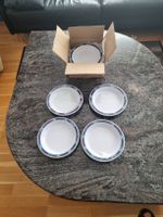 12er Set flache Teller mit blauem Rand, neu