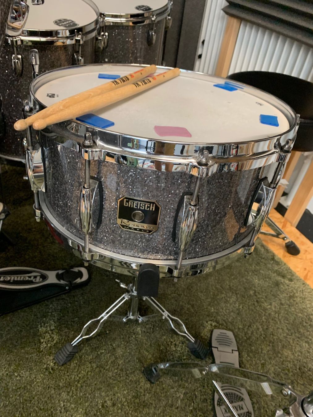 Strumenti musicali: Gretsch Drum Renown Maple inklusive komplette Hardware – Usato da Bern venduto da Illustres 3