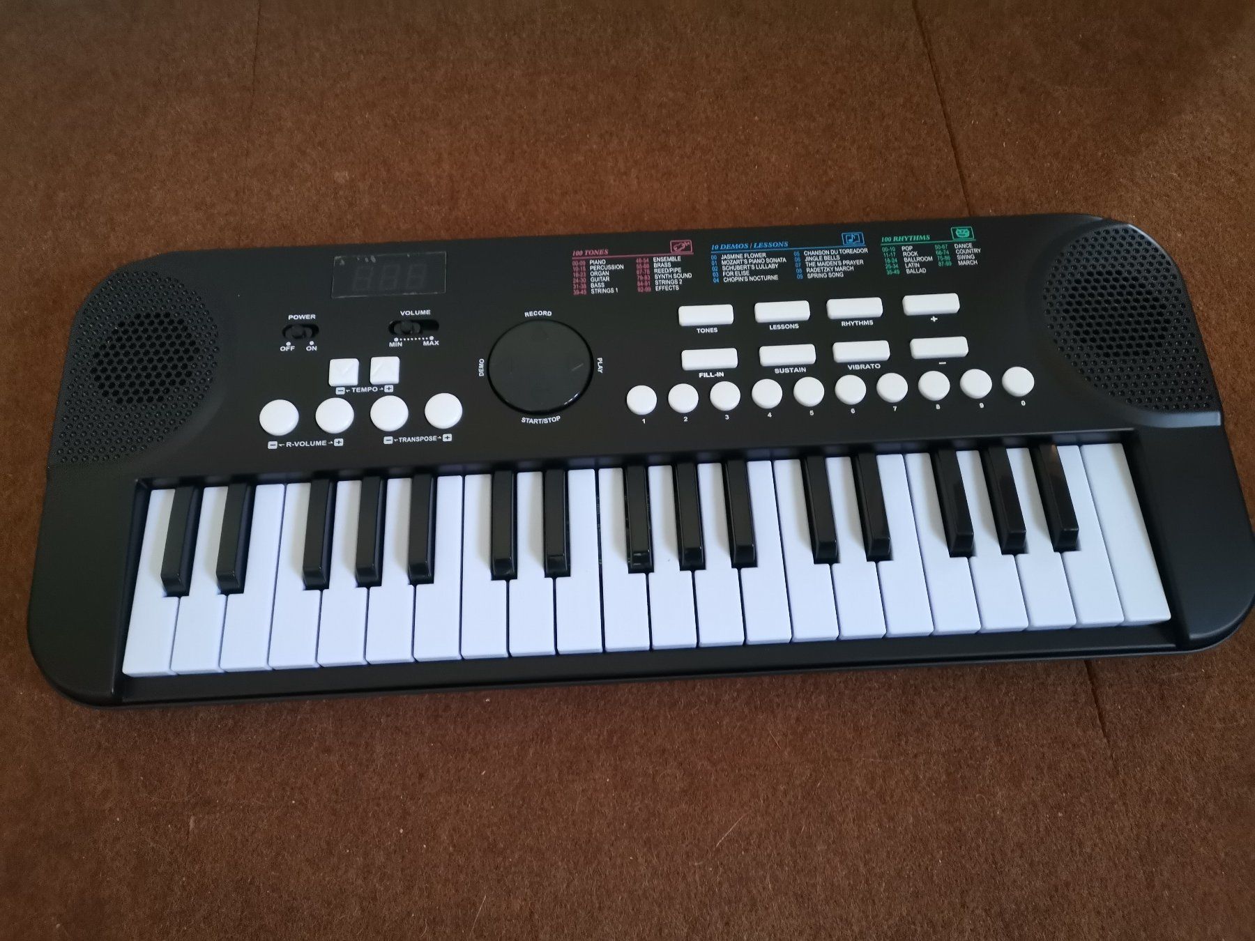 Musikinstrumente: Keyboard – Gebraucht aus Oftringen von Esthiboy