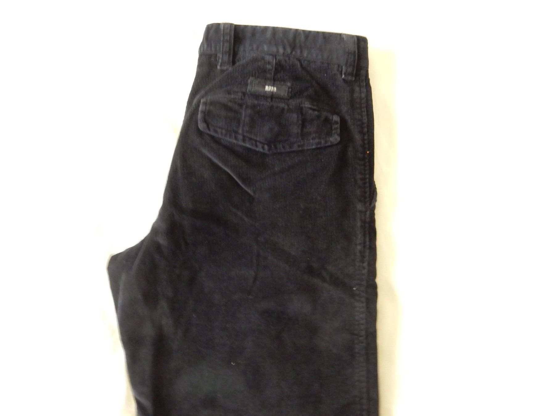 Hugo Boss Pantaloni: Feincordhose Hugo Boss Gr. 46 VERSAND – Nuovo (secondo la descrizione) da Strengelbach venduto da Traumgarten 2