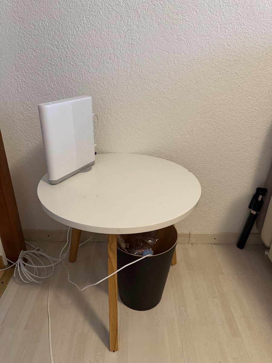 Tavoli: Round side table white diameter 40cm wooden legs – Usato da Baar venduto da luc_6ddm 2