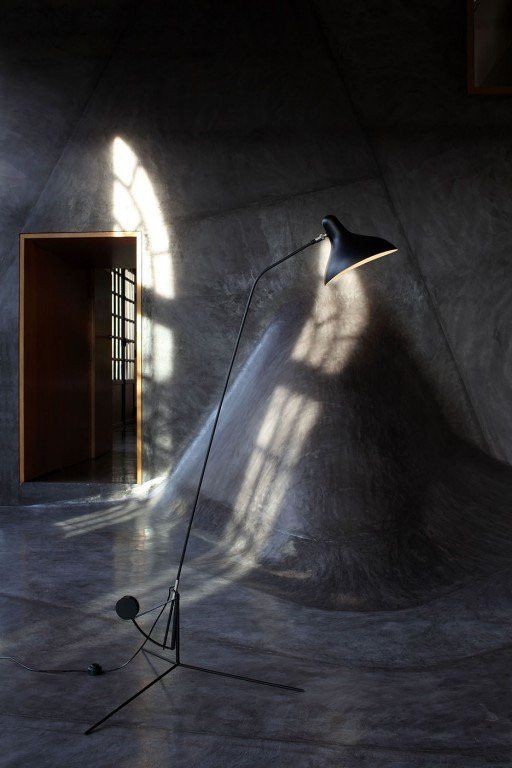 Lampen: DCW - Mantis BS1 Stehleuchte, schwarz – Neu (gemäss Beschreibung) aus Zürich von anna_123 4