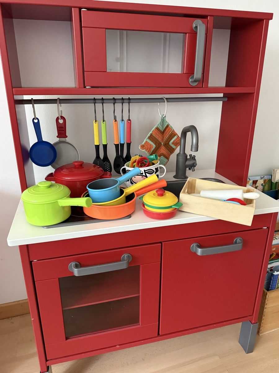 Ikea Spielzeuge: Spielzeugküche (Ikea) – Gebraucht aus Lustmühle von lau_c8jt