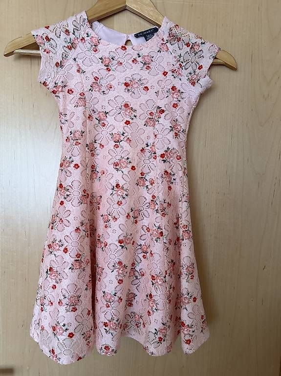 Lotti & Set di vestiti: Kleider 116 Set 5 Stück Kleid – Usato da Eiken venduto da olegiko 1