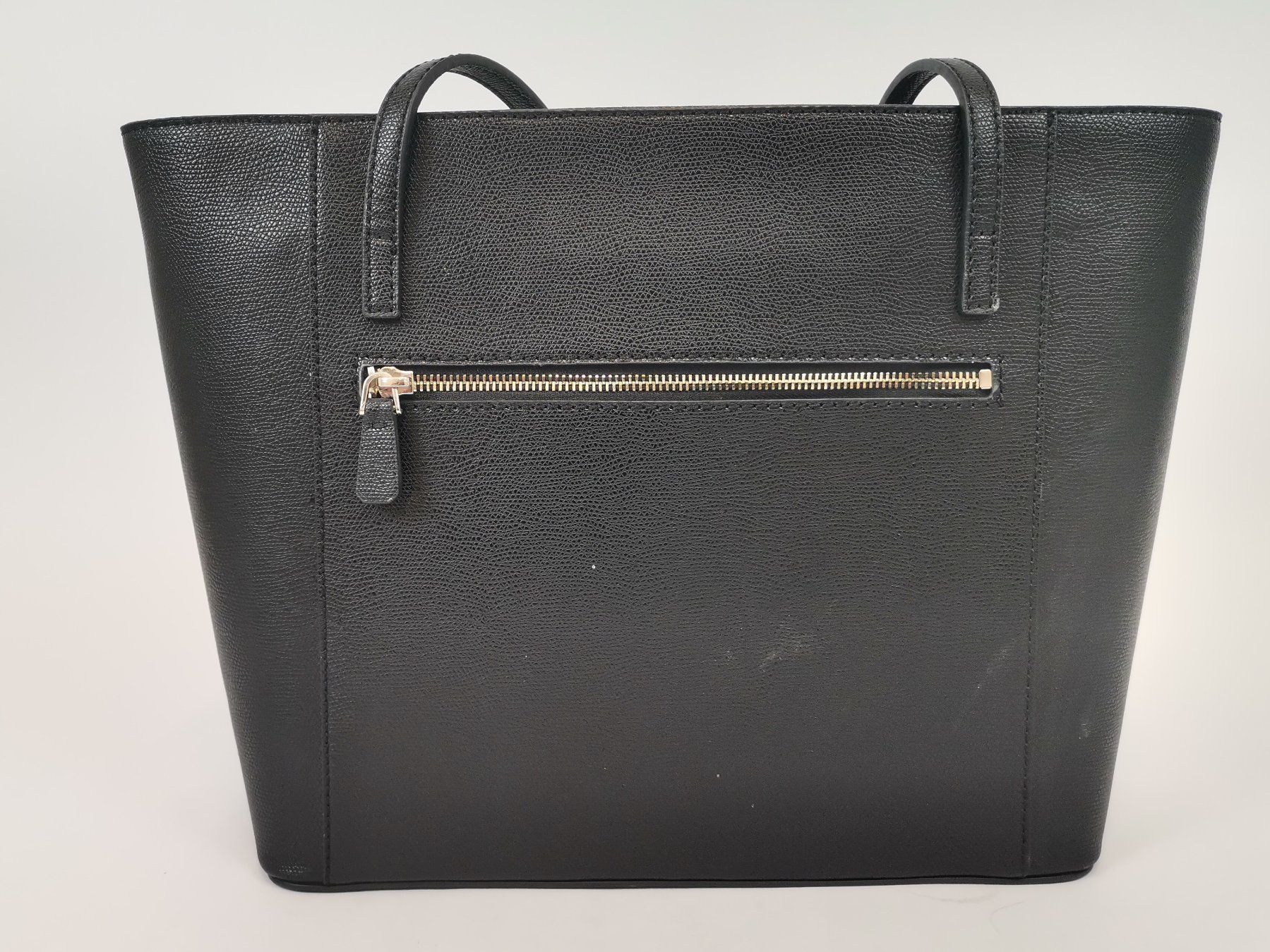 Guess Borse da donna: GUESS Henkeltasche Schwarz – Usato da Schaffhausen venduto da Restwert_SH 1