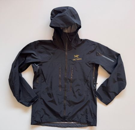 Arc'teryx Alpha SV Jacket 24K Black Gore-Tex PRO MEN S  2017