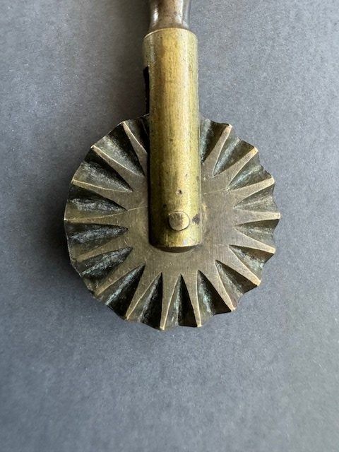 Elettrodomestici da cucina: TEIGRÄDLER / TEIGRÄDLI ANTIK – Usato da Honau venduto da sainj 2