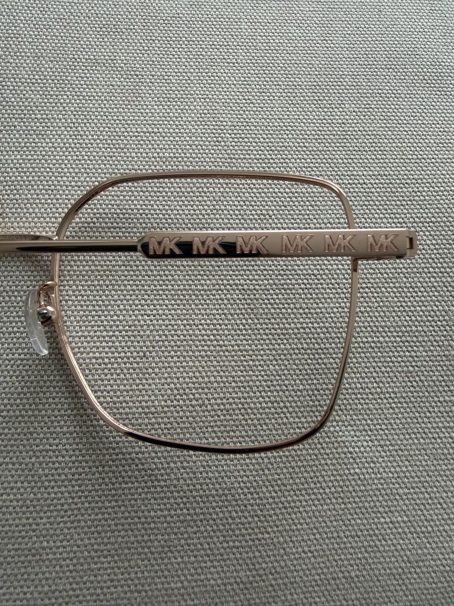Michael Kors Occhiali & Lenti: Eyeglasses frames, with small damages. – Usato da Zürich venduto da Elh_sunny 6