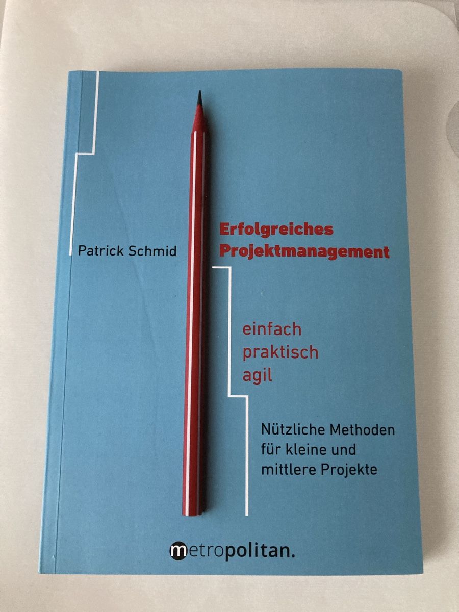 Libri: Erfolgreiches Projektmanagement – Usato da St. Niklausen LU venduto da sterala