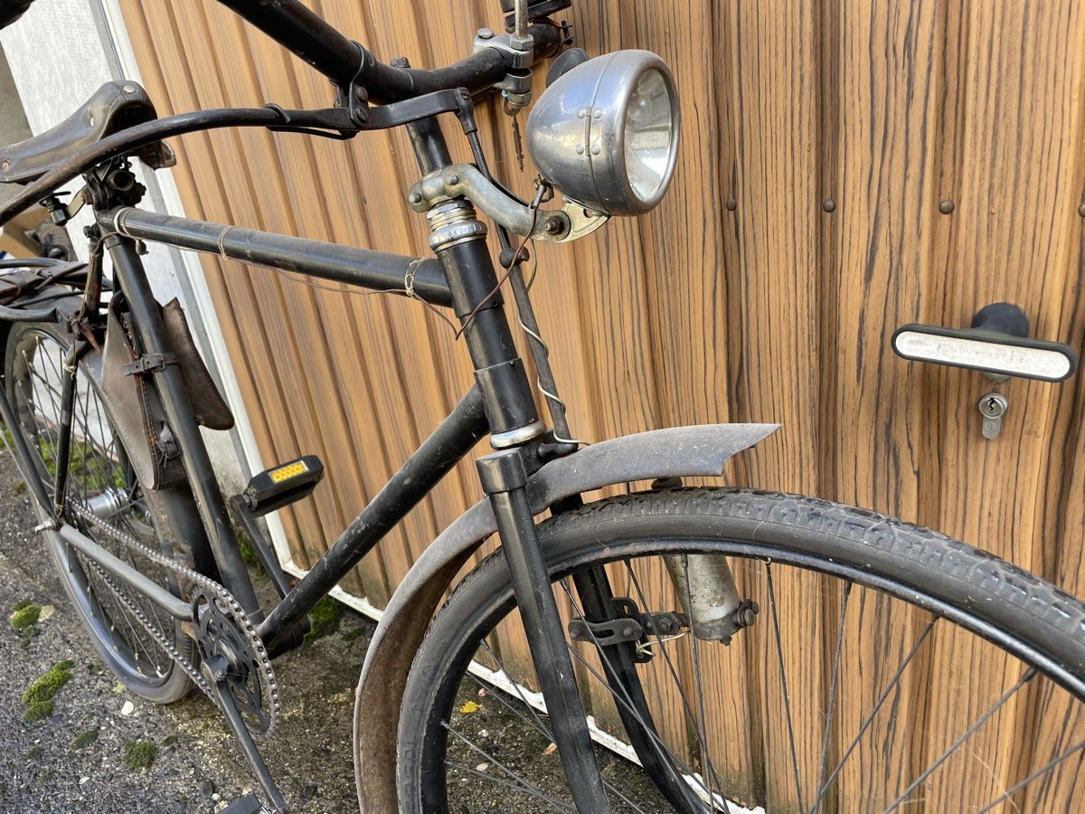 Velos: Militärvelo oder Zivilvelo  – Gebraucht aus Nidau von Weixel 2