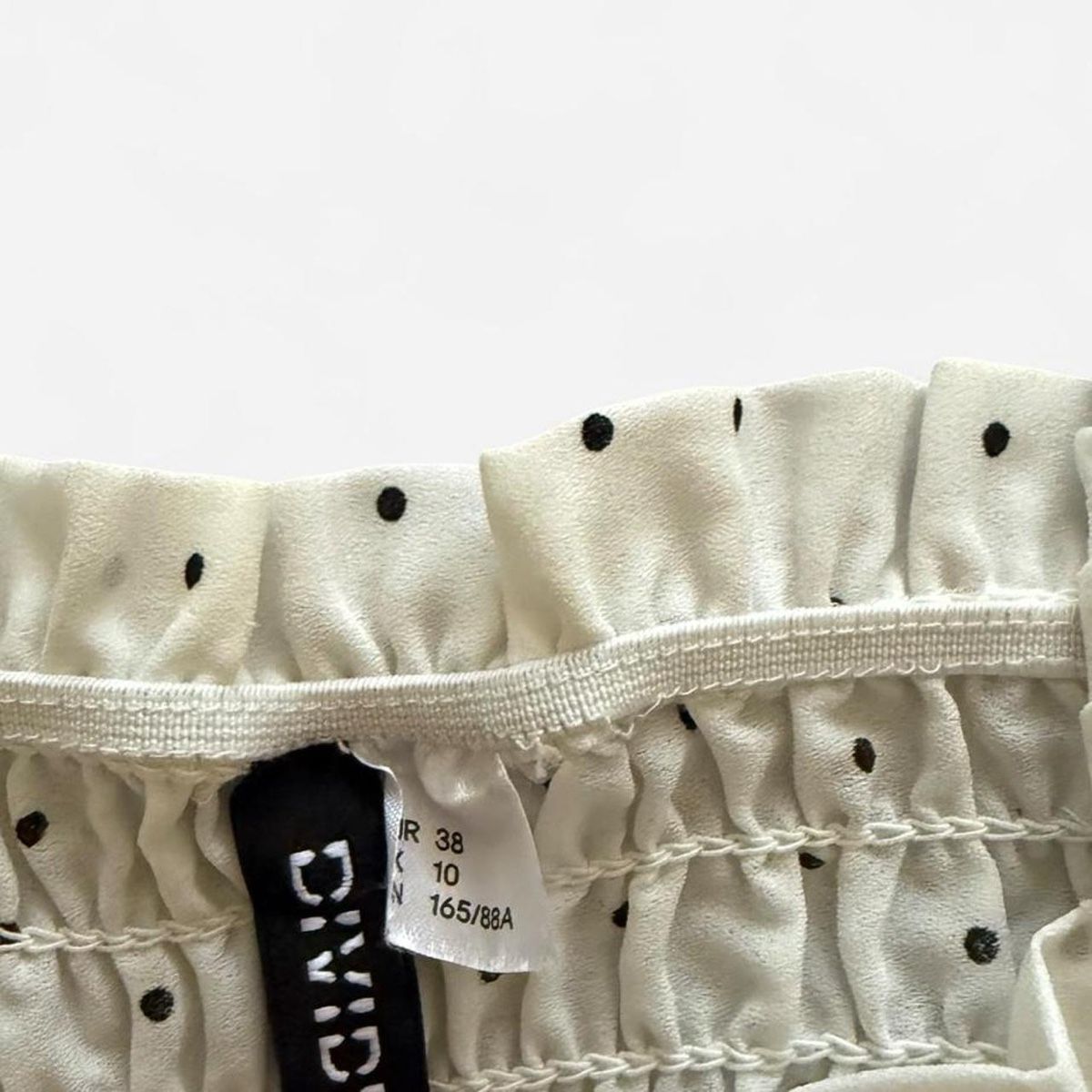 H&M Tops: White polka dot smocked top – Neu (gemäss Beschreibung) aus Basel von 1moonstar 2