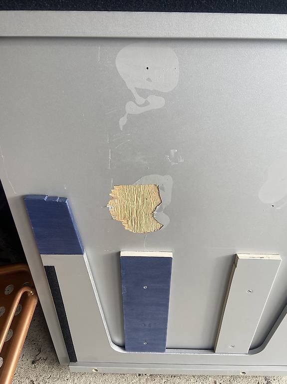 Chaises longues: Vanessa Schlafsystem VW T5 gebraucht – D'occasion à Arch par 8thomas1 2