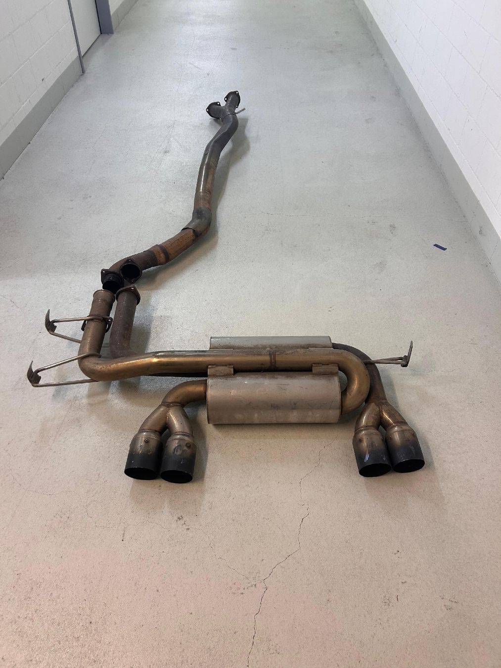 BMW Sistemi di scarico: Bmw E46 m3 Auspuff – Usato da Sempach venduto da Opel222 2