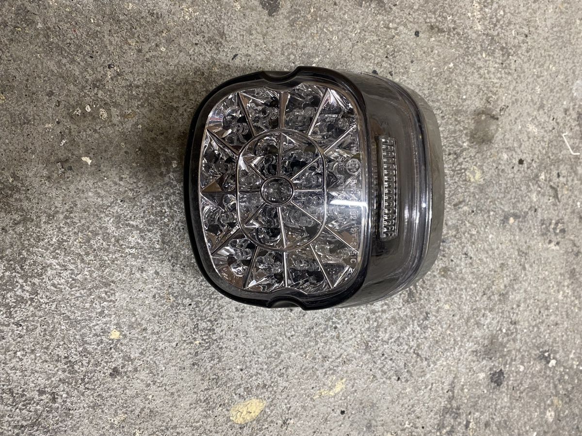 Harley-Davidson Tutti i ricambio per moto: Led Stop Licht Street Glide – Usato da Kaltbrunn venduto da la77
