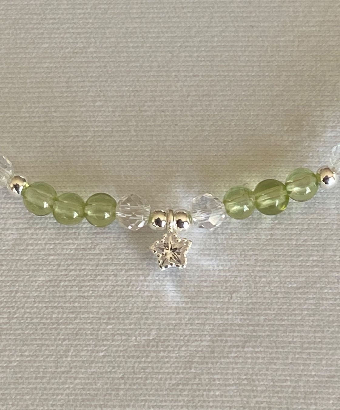 Armbänder & -reifen: Edelstein Armband Peridot Bergkristall mit Silber – Neu und originalverpackt aus Zuzwil SG von Lemliskat 3