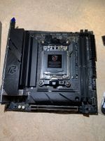 ASRock B650I Lightning WiFi Mini-ITX, mit allem Zubehör