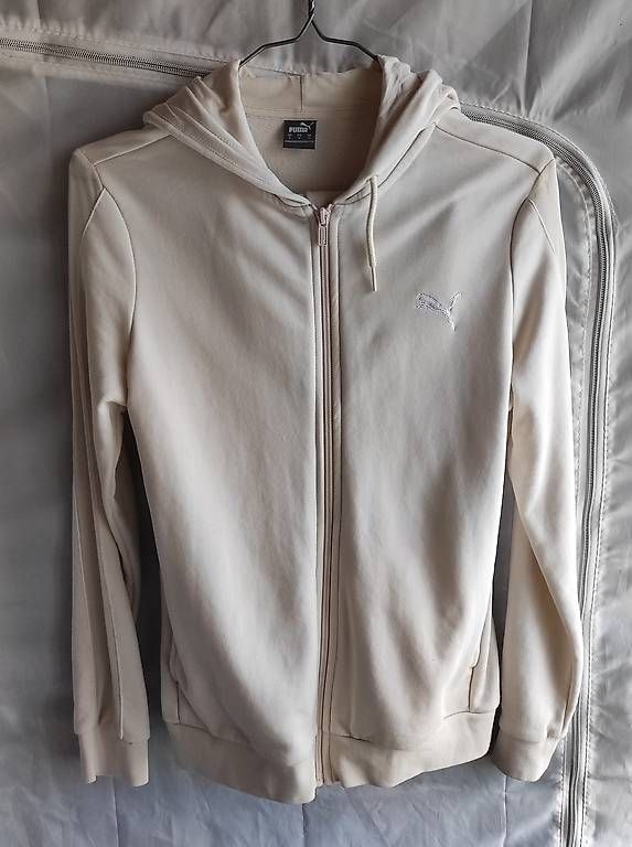 Lotti di vestiti: Puma Jogging Set NEU – Usato da Thörigen venduto da imo_5f9y