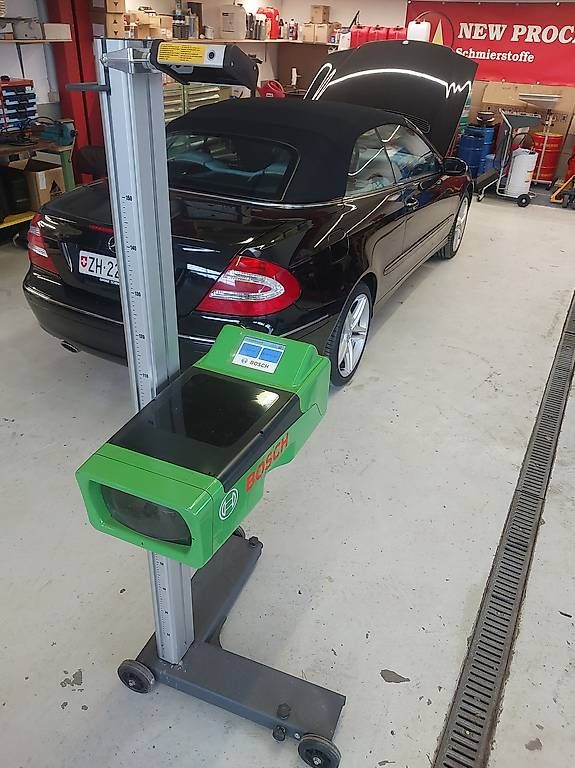 Misurare: BOSCH Lichteinstellgerät HTD 815 – Usato da Mettendorf TG venduto da GarageSchenkel