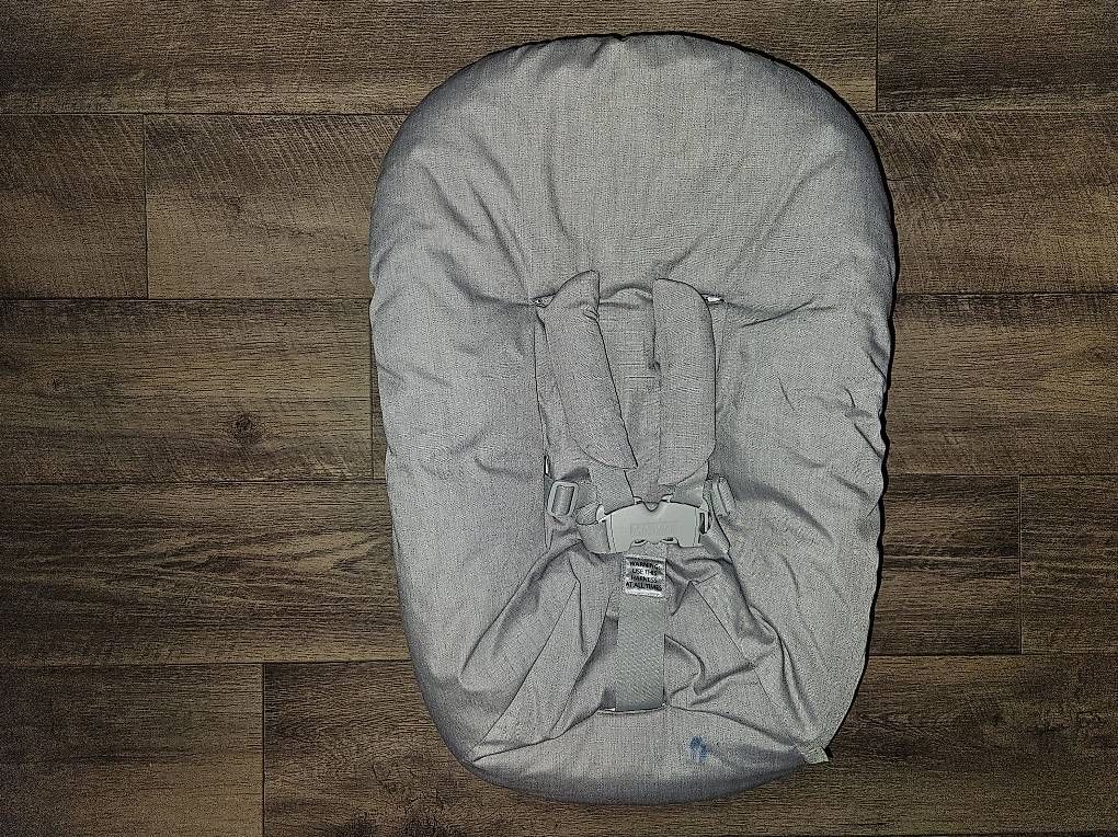Stokke Seggioloni: Stokke Tripp Trapp Newbornset, neues Modell – Usato da Schüpfen venduto da SANNYLI31