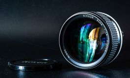 Nikon Nikkor 85mm f/1.4 Ais