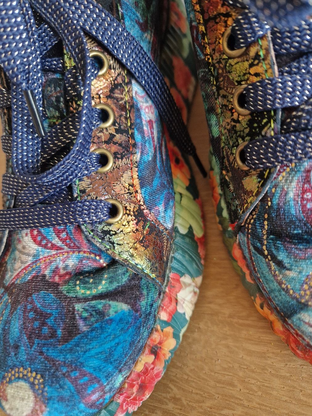 Scarpe da donna: Laura Vita Sneaker Nikito 38 – Usato da Lichtensteig venduto da Cocabana_16 6