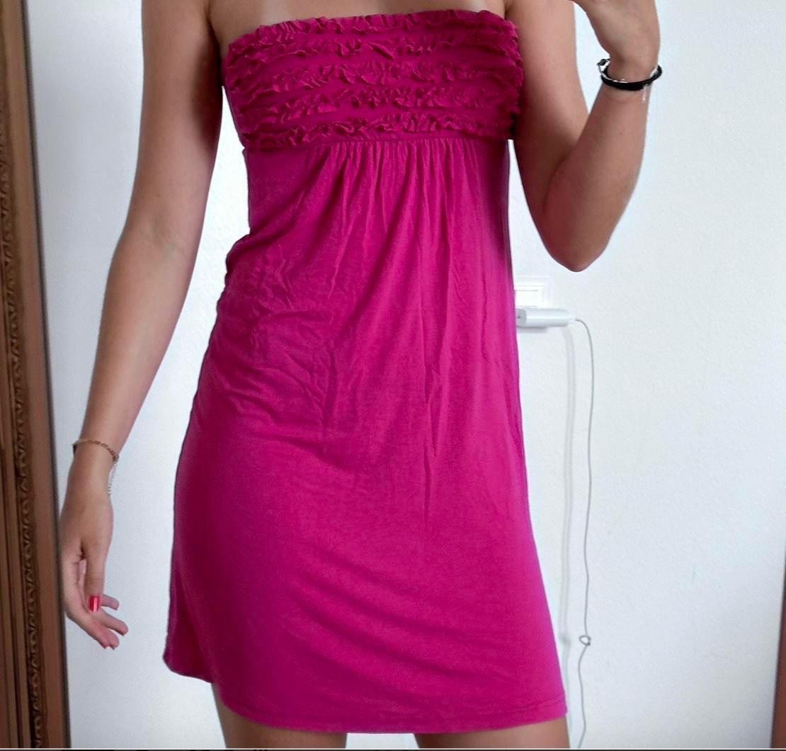 Calzedonia Vestiti: Pinkes Kleid. Calzendonia. Gr.S. – Usato da Zürich venduto da Sunnyflower97 1