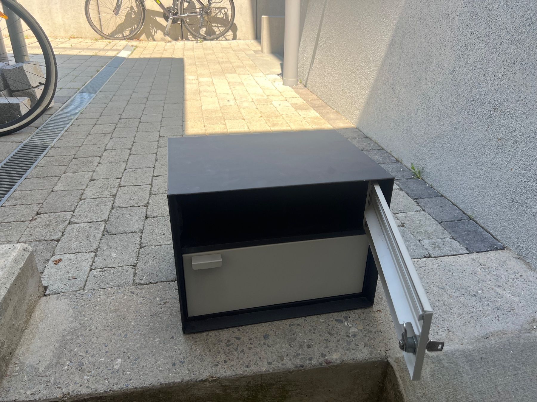 Autres articles pour la maison: Briefkasten ab 1 CHF – D'occasion à Wettingen par riffrack 1