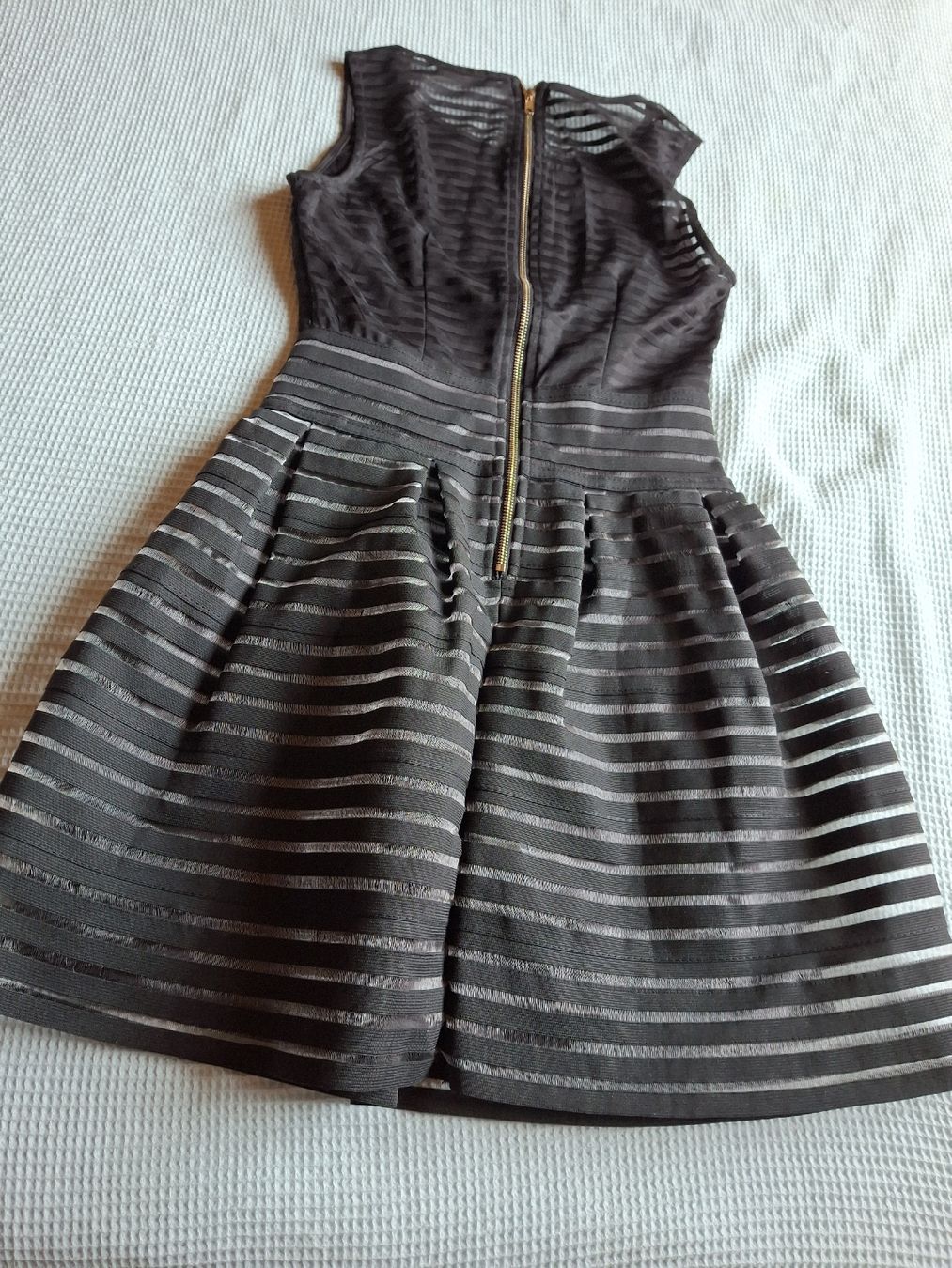 Robes: Robe taille S marque Lili & Lala – D'occasion à Villiers par san_jn5w 7