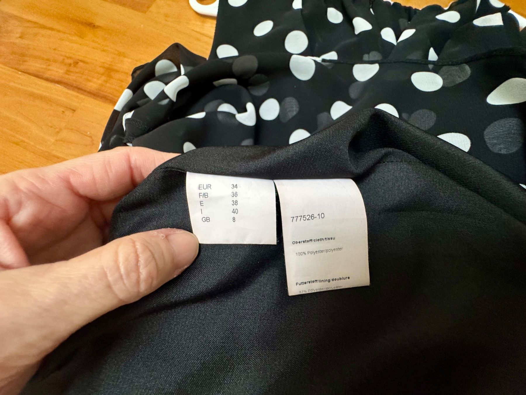 Vestiti: Swing Sommerkleid mit Polkadots Grösse 34 – Nuovo (secondo la descrizione) da Schüpbach venduto da 2ndHandRose 3