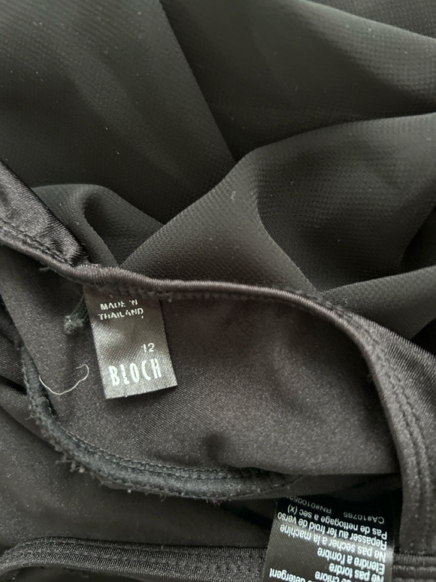 Scarpe, pantaloni & magliette da ginnastica: Kinder Tanzdresslein – Usato da Wichtrach venduto da henzmann1 3
