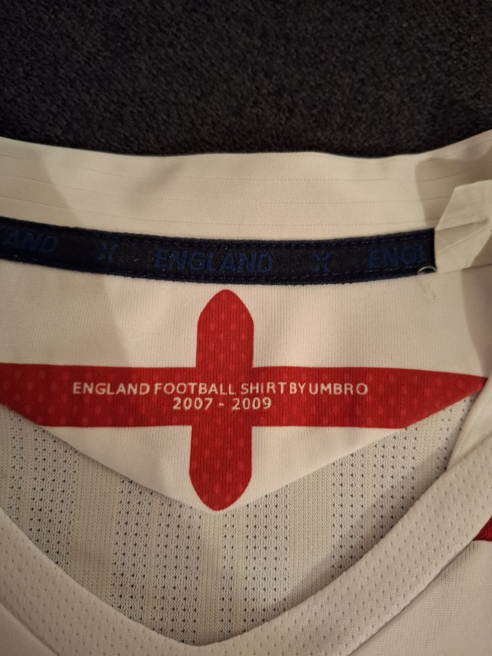 Umbro Canottiere & Pantaloni: England Trikot – Usato da Niederönz venduto da g_si 2