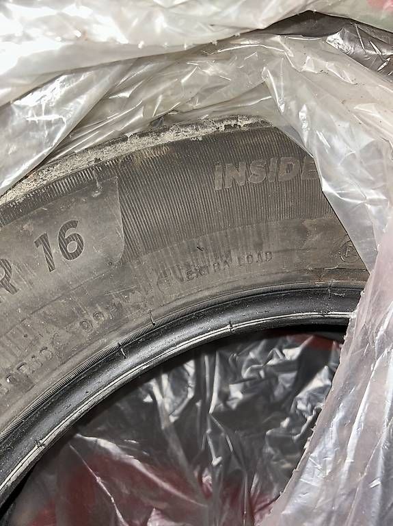 Sonstiges Schreiben & Zeichnen: 2 Pneus été 215/60 R16 99H – Gebraucht aus Sonvilier von eme_2vyf 1