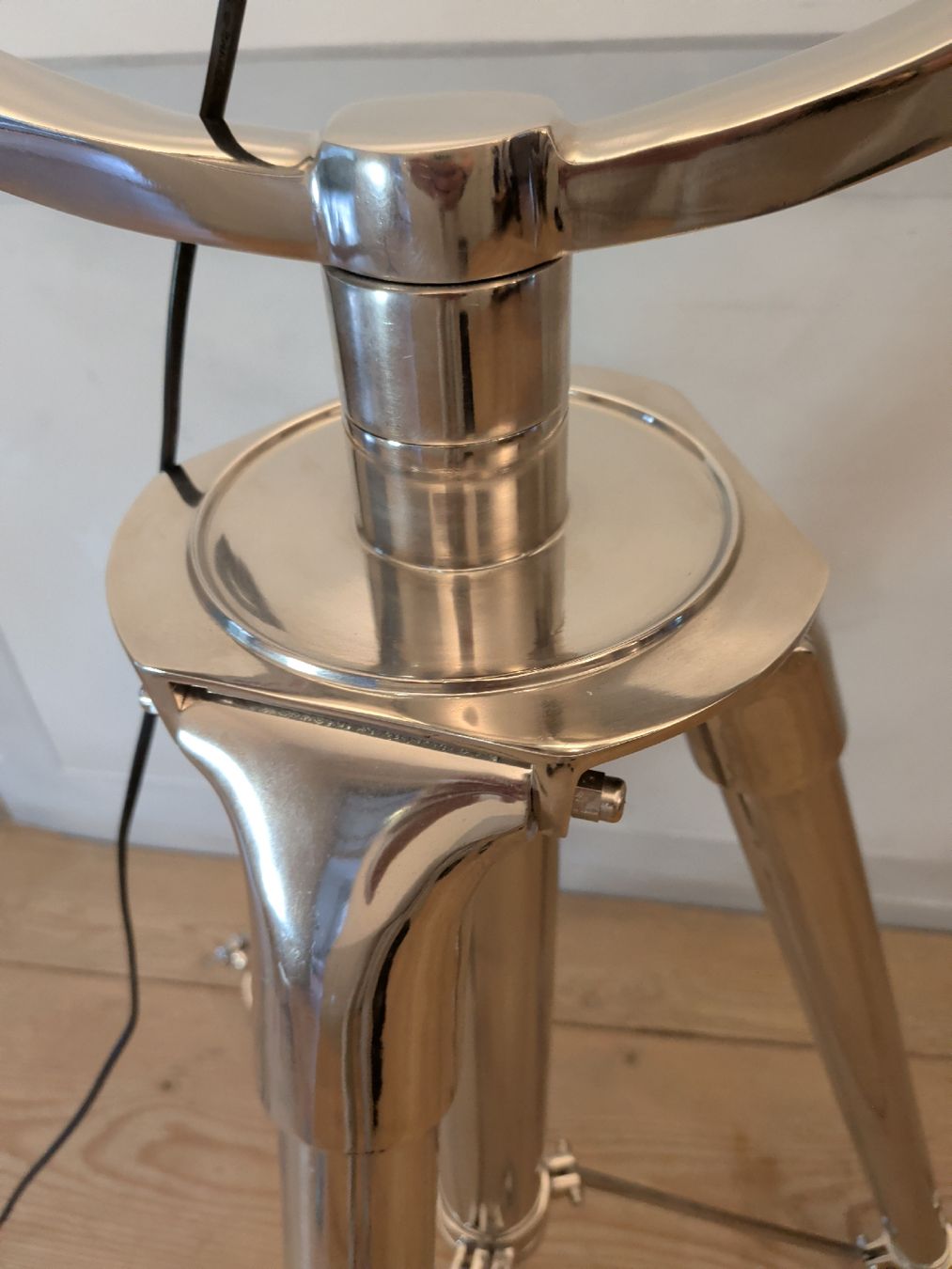 Lampen: Variable Stehlampe Chrom neuwertig – Gebraucht aus Dietfurt von Subforce1853 7