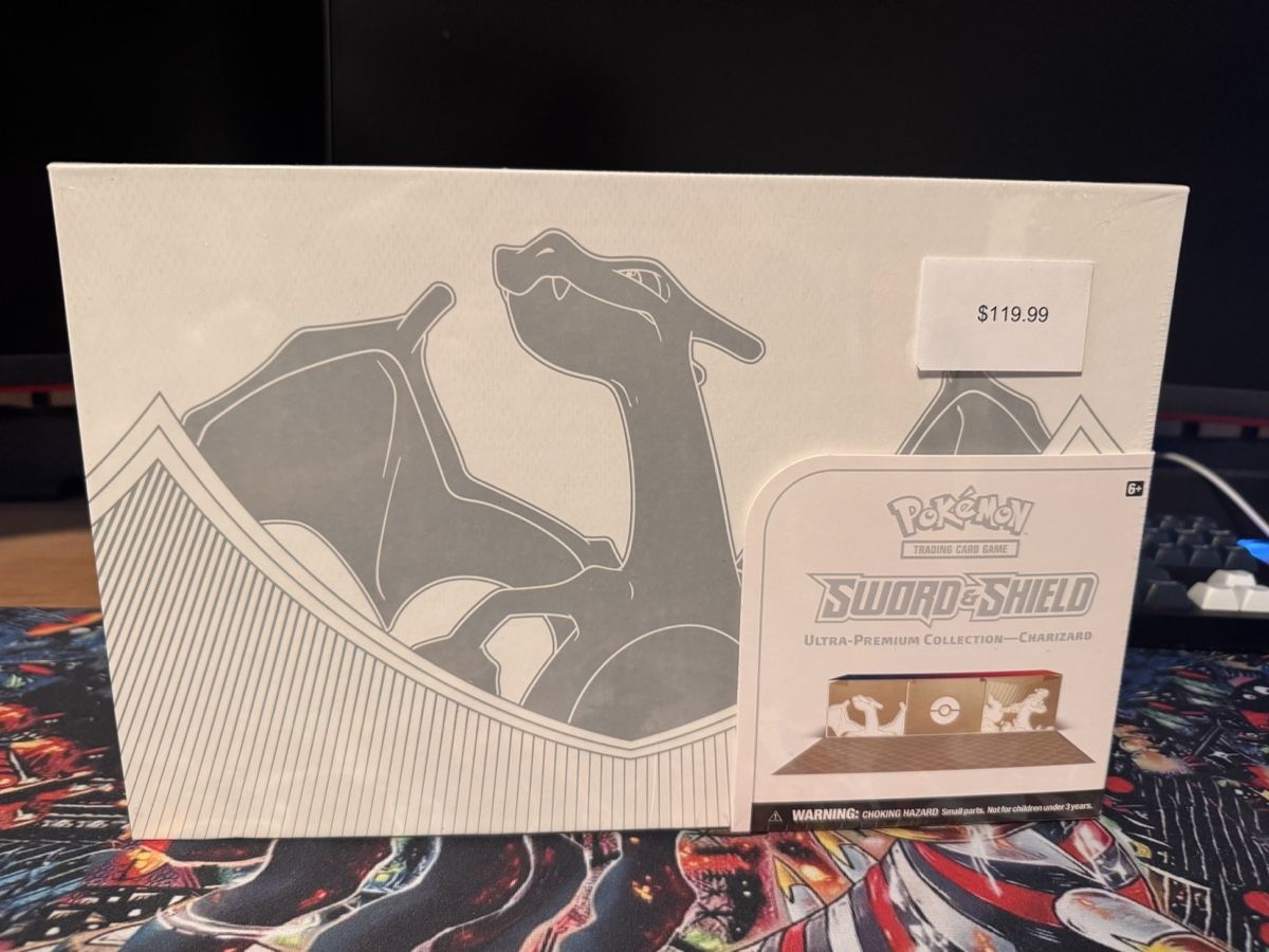Pokémon Cartes à collectionner: Pokemon Sword and Shield Ultra Premium Collection Charizard – Neuf avec emballage d'origine à Däniken SO par Joel9191