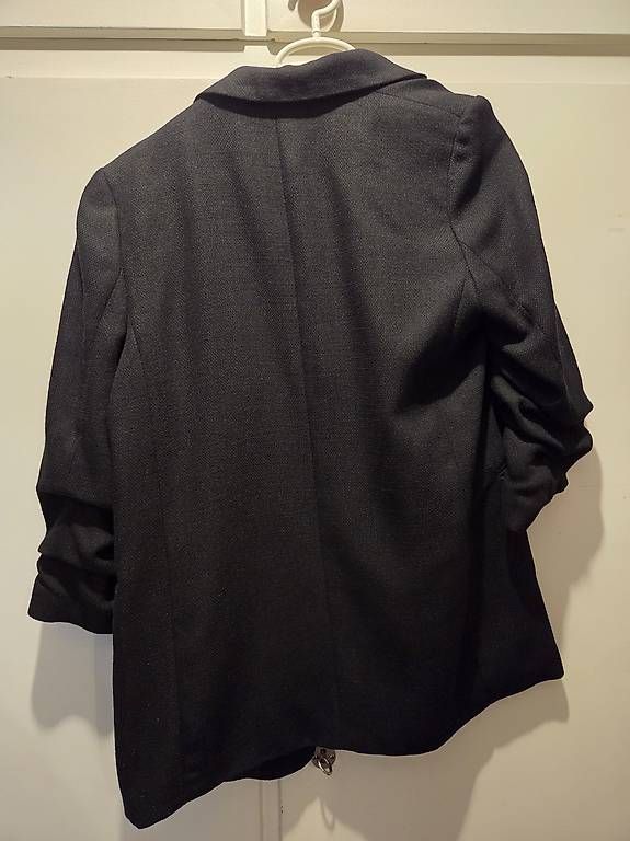 Giacche: Damen Blazer schwarz (M)  – Usato da Neuhausen am Rheinfall venduto da mir_9hqj 2