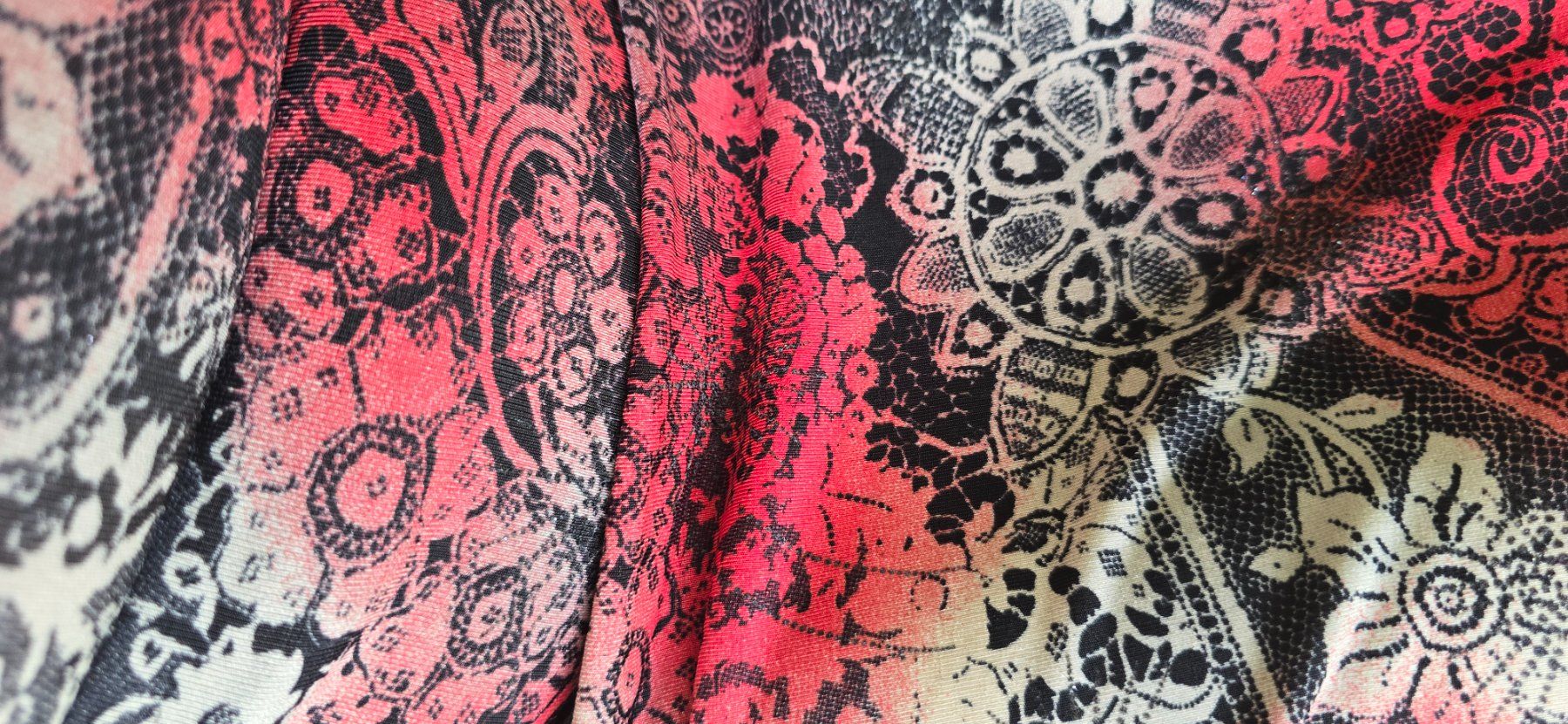 Vestiti: Kleid Gr 36 figurbetont, Sinéquanone – Usato da Meggen venduto da everydaysale 1