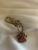 Porte-clés rose brillant patte 🐾