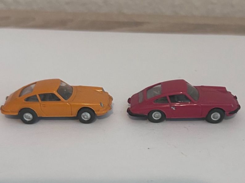 Wiking Modellini d'auto: Wiking 2 x Porsche 911 Coupe – Usato da Goldach venduto da Manyro55 1