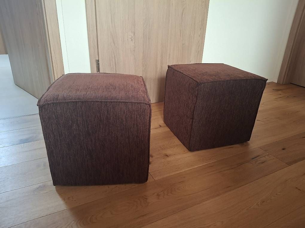 Hocker: Lot de 2 poufs – Gebraucht aus Prez-vers-Siviriez von rouilj05 1